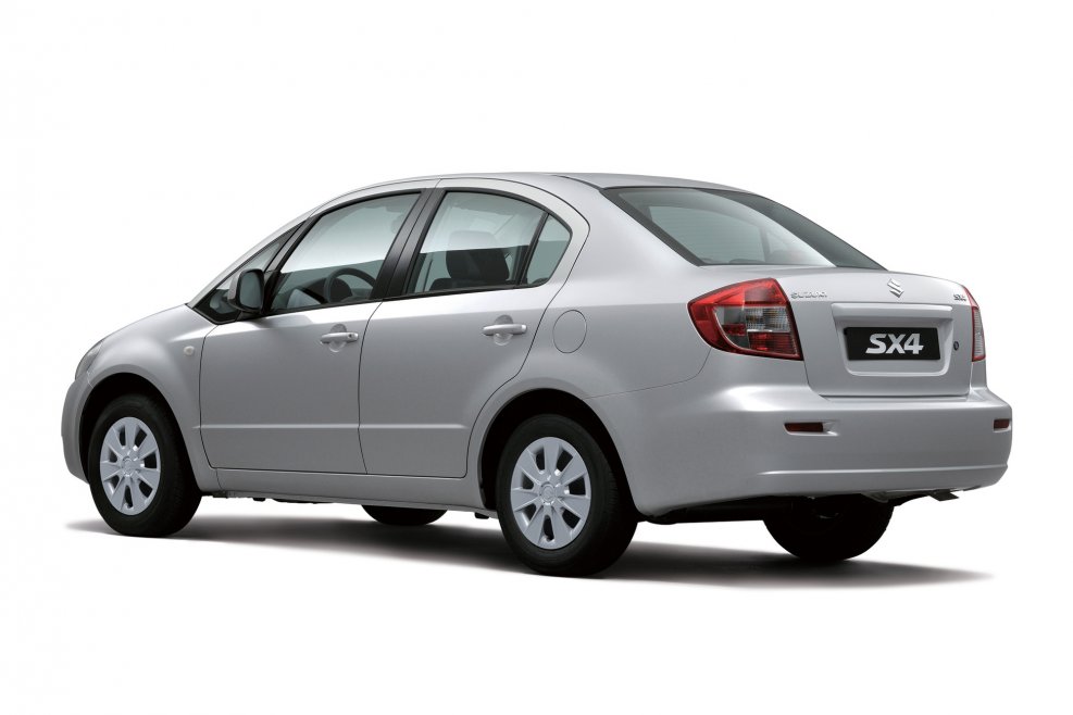 Suzuki Kizashi 2011