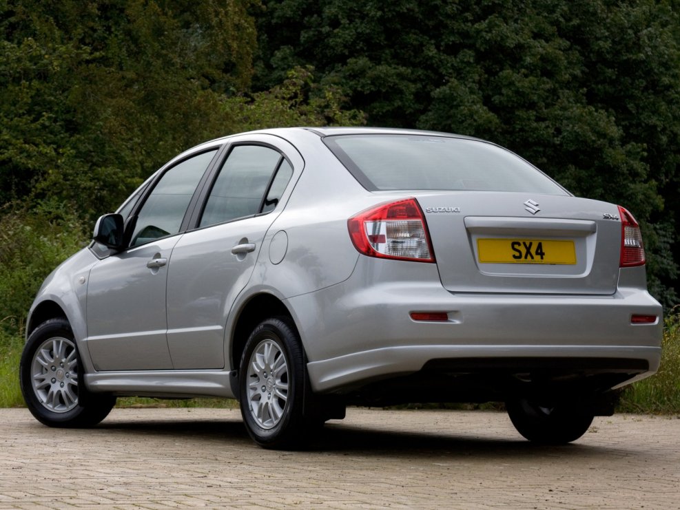 Suzuki sx4 2010 седан