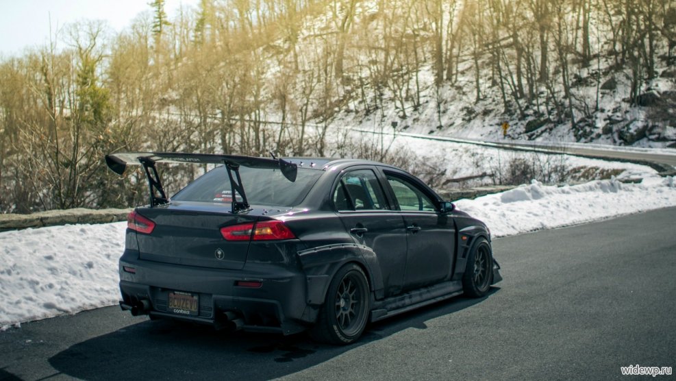 Mitsubishi Lancer Evolution 10 ЧЕРНЫЙЭ