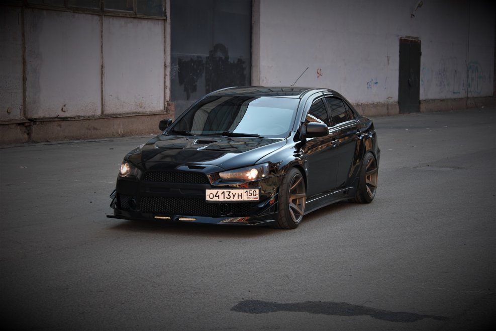Mitsubishi Lancer 10 Black Tuning