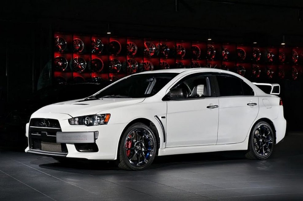 Mitsubishi Lancer Evolution 10 White