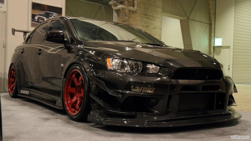 Mitsubishi Lancer Evolution 10 Black