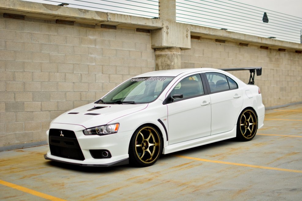 Mitsubishi Lancer Evolution x 10