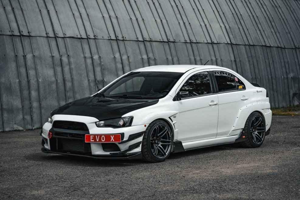 Mitsubishi Lancer Evolution 10
