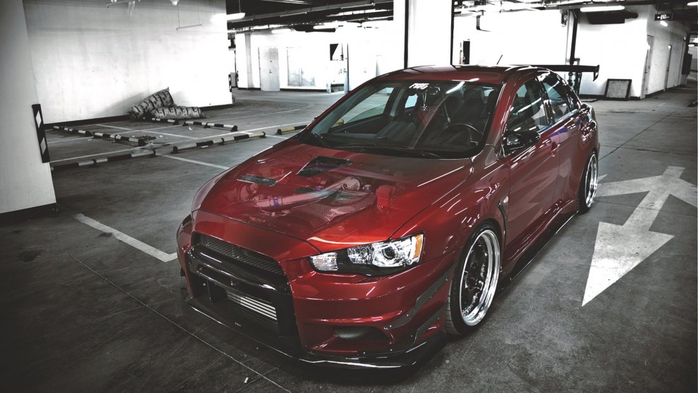Mitsubishi Lancer Evolution 10 Red