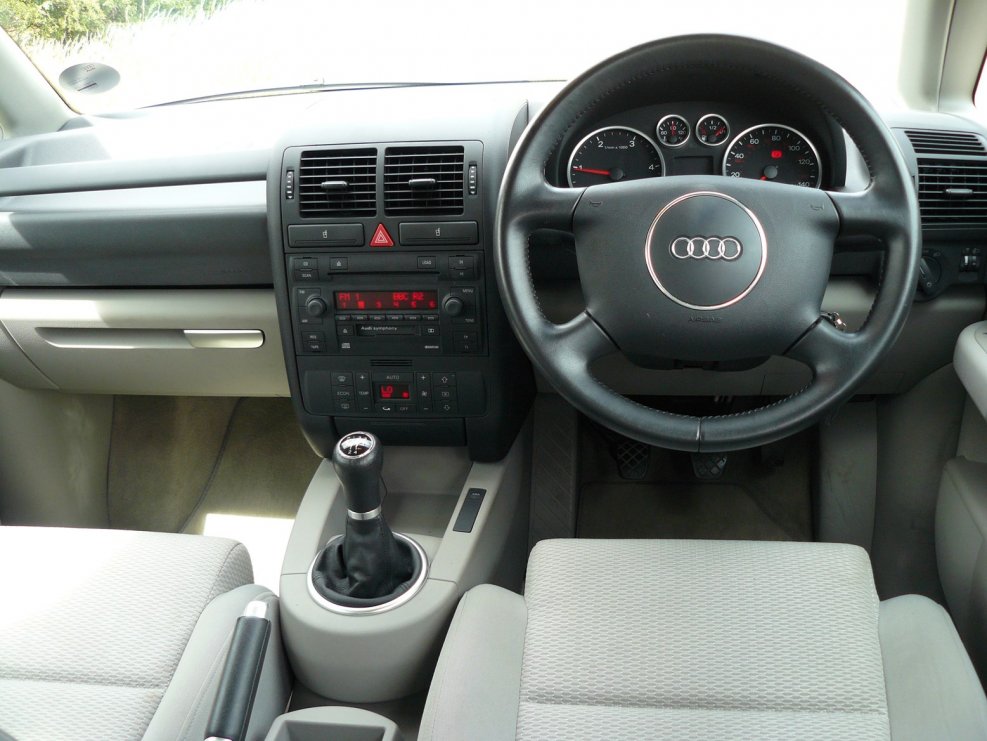Audi a2 Interior