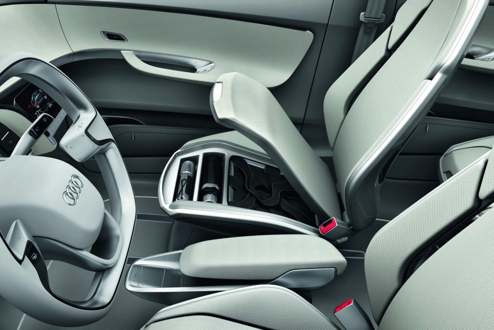 Audi a2 интерьер