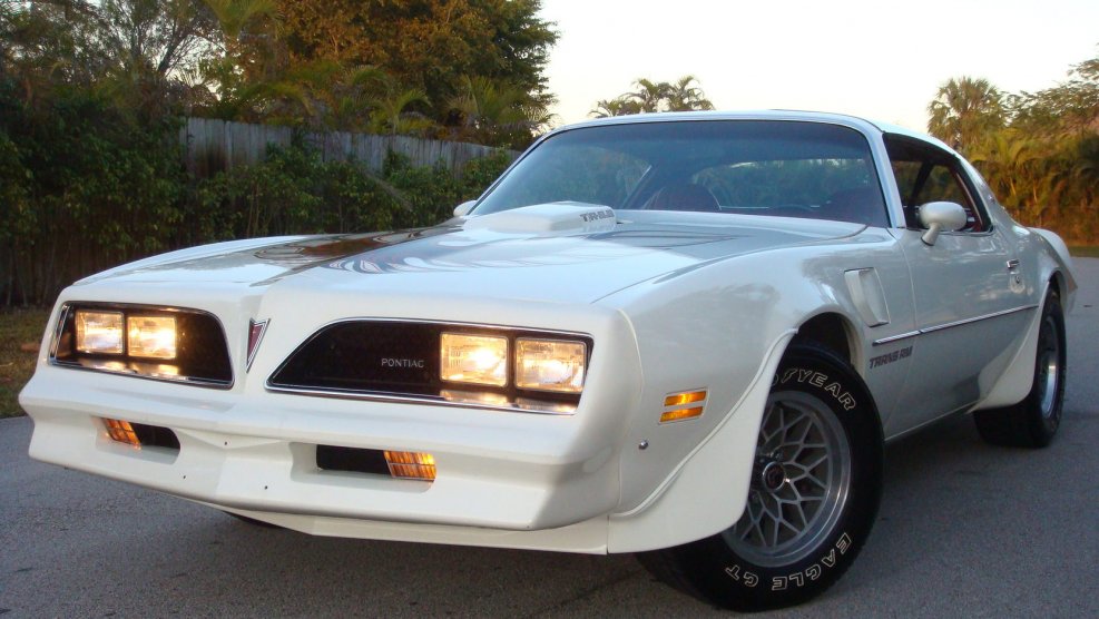 1977 Pontiac Trans am White