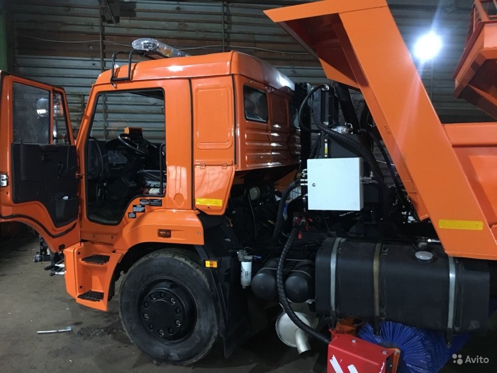 КАМАЗ 65115 снегоуборочный