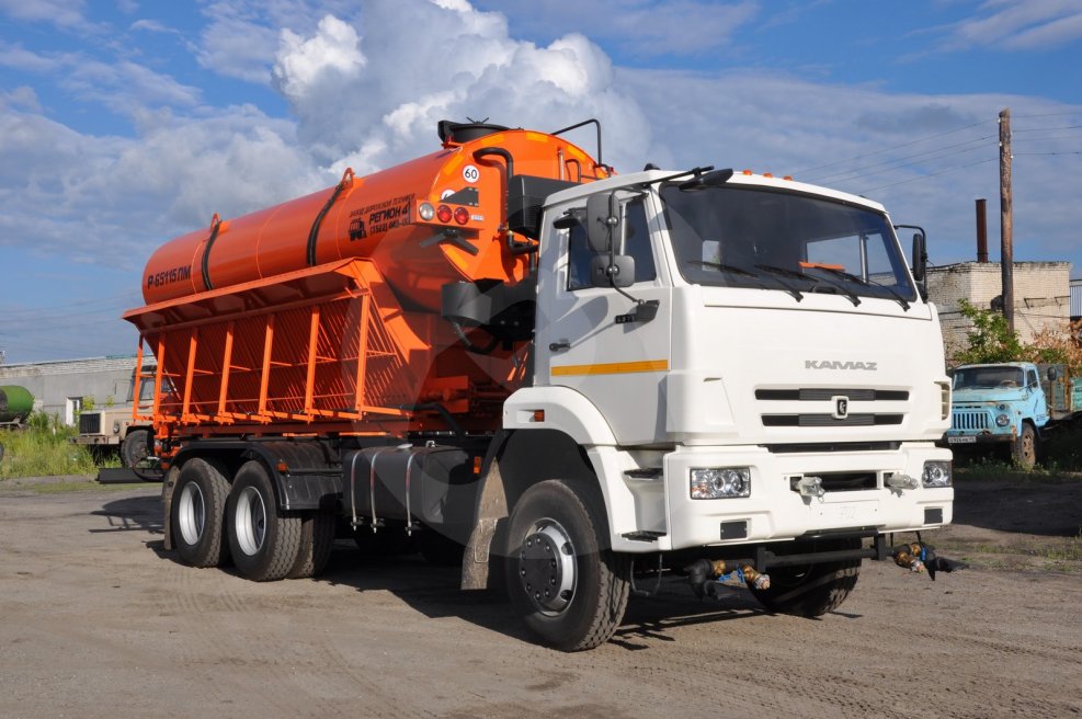 КДМ на шасси КАМАЗ 65115