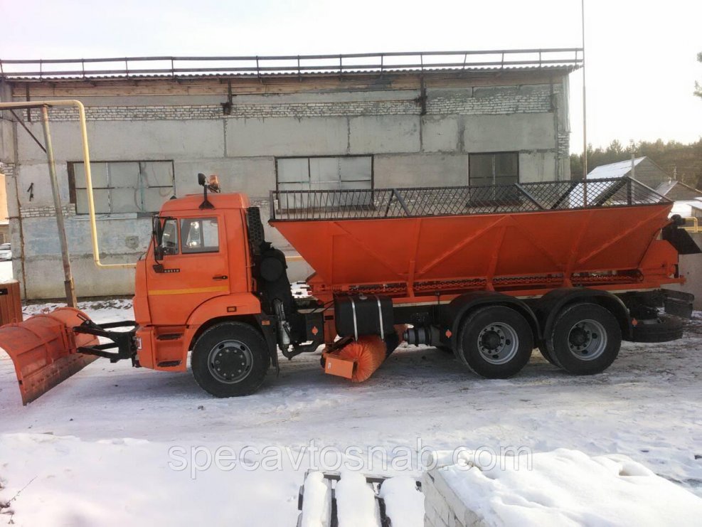 Комбинированная дорожная машина КДМ КАМАЗ 43118