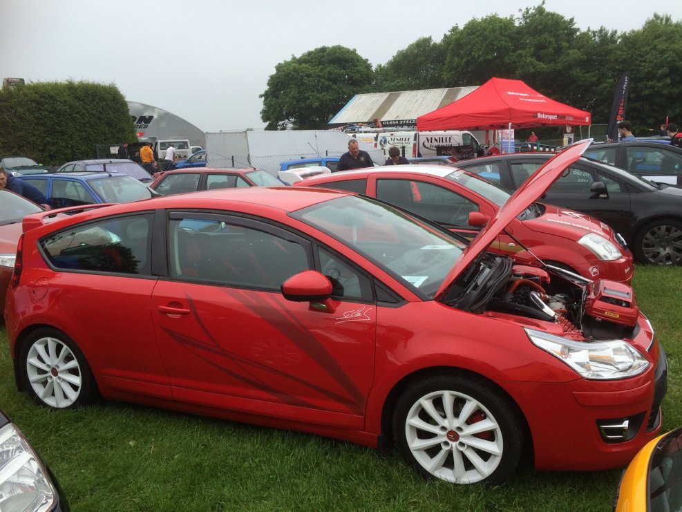 Citroen c4 красный