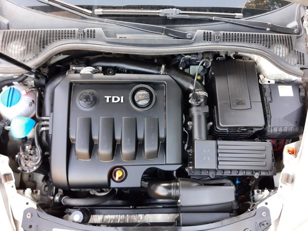 Skoda Octavia a5 подкапотное