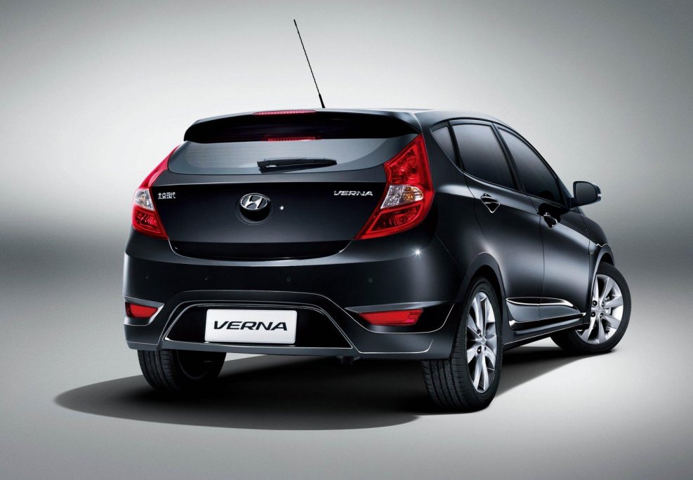 Hyundai Solaris Hatchback 2016