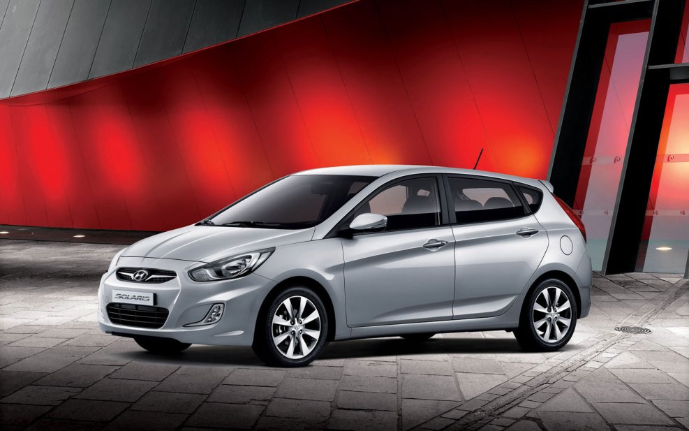Hyundai Solaris 2011 хэтчбек