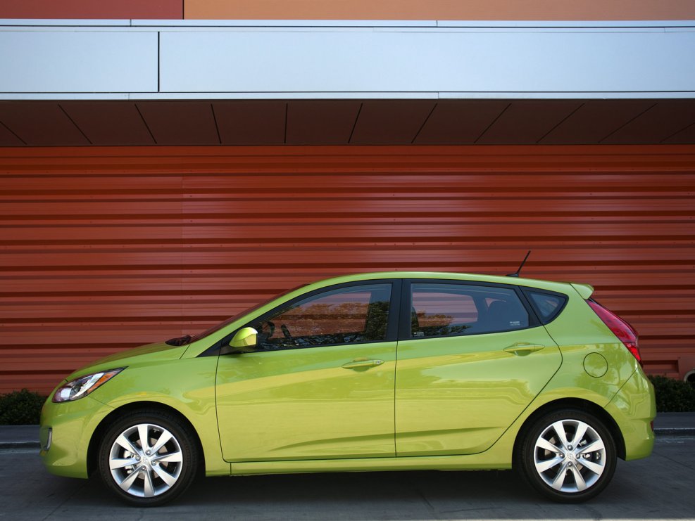 Hyundai Accent 2010 хэтчбек