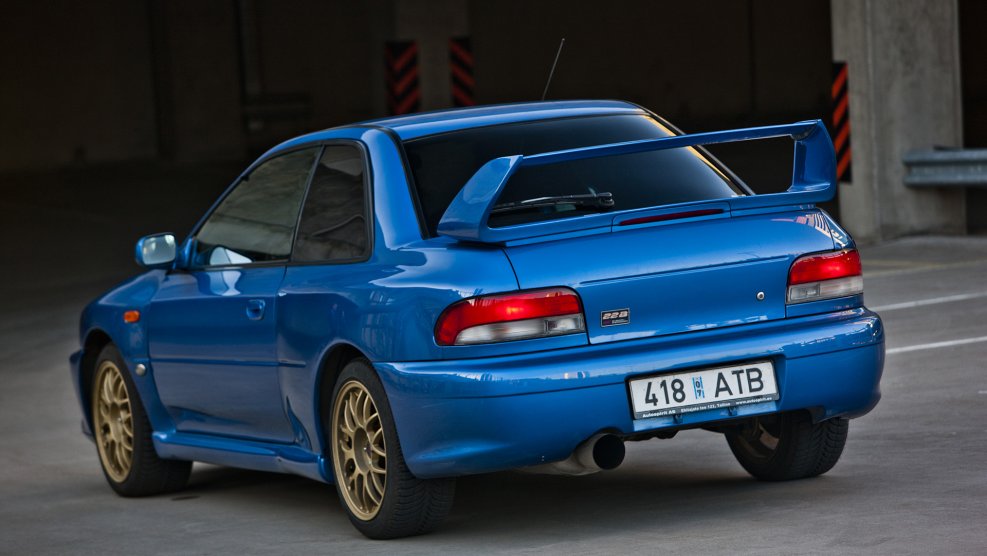 Субару Импреза WRX STI 1998
