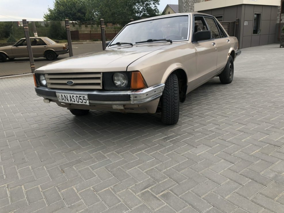 Ford Granada 1980 Interior