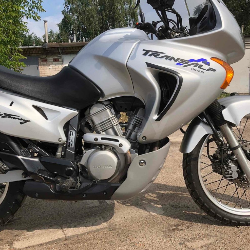 Мотоцикл Honda Transalp 650