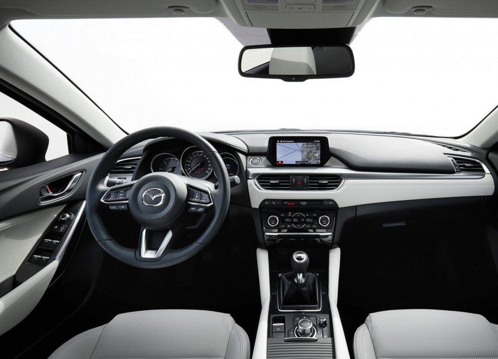 Mazda 6 2017 салон