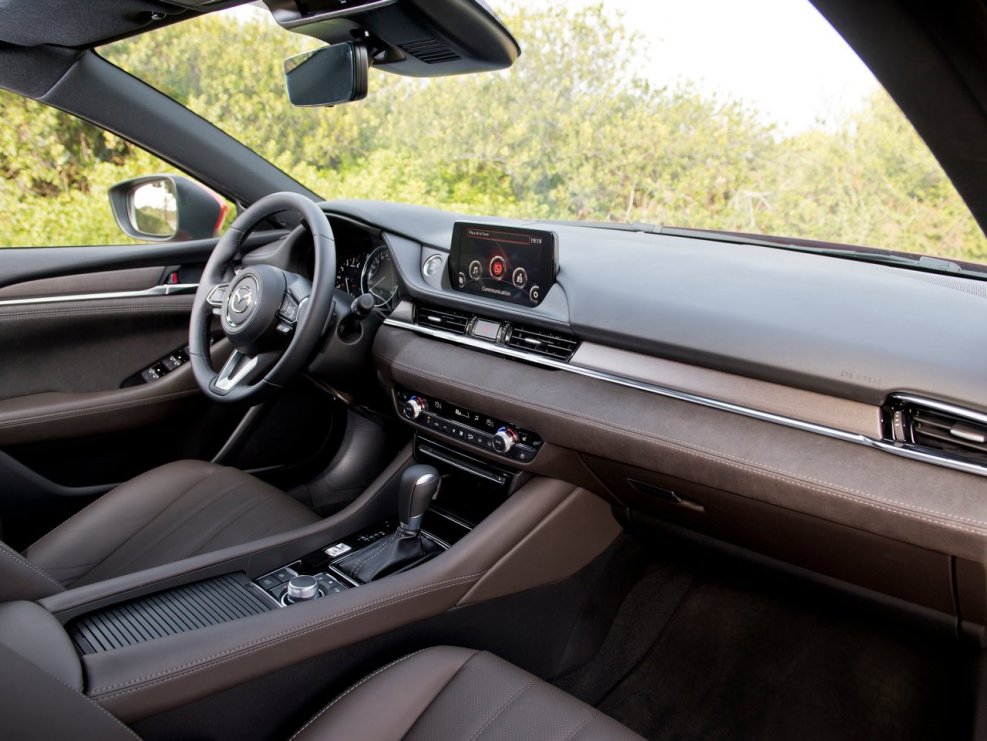 Mazda 6 2018 салон