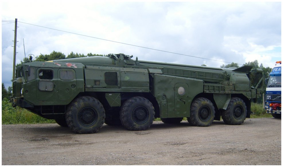 МАЗ военный тягач 543
