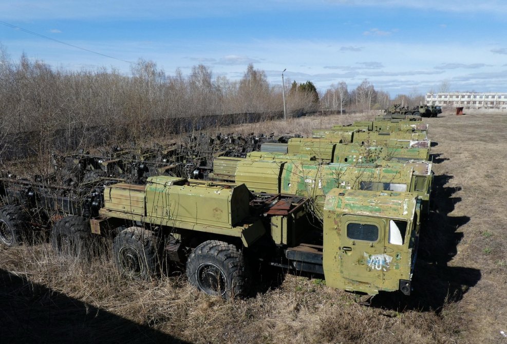 МАЗ 7310 военный