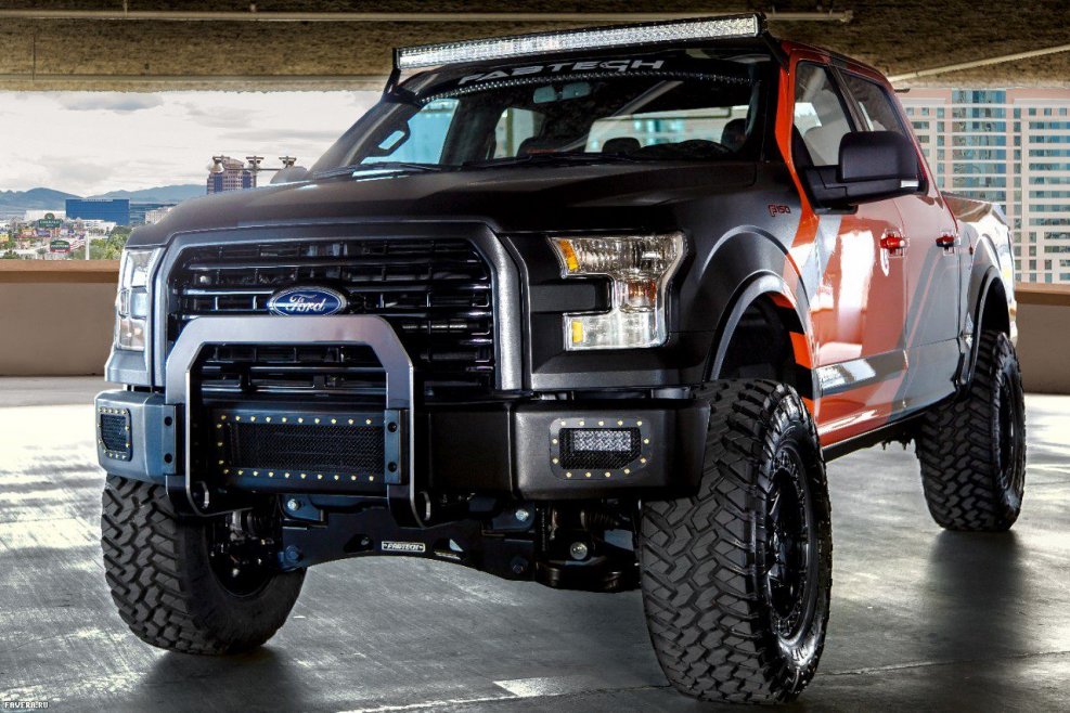 Ford f 150 Raptor 6x6