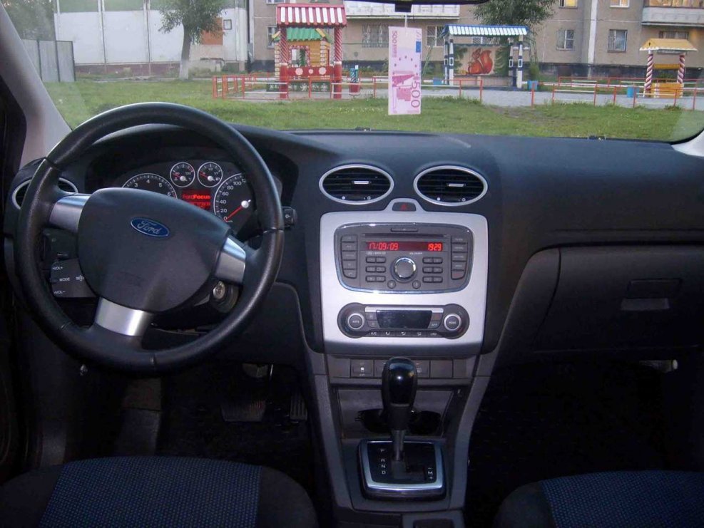 Ford Focus 2007 салон