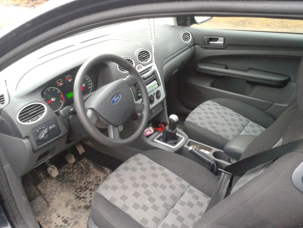 Фокус 2 2006 салон