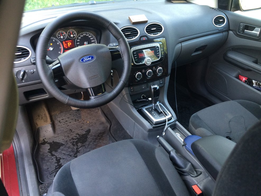 Ford Focus Ghia 2008 салон