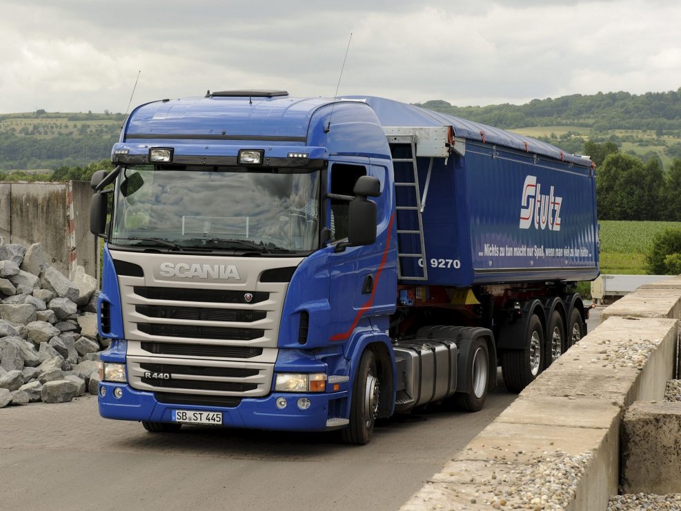 Scania 440