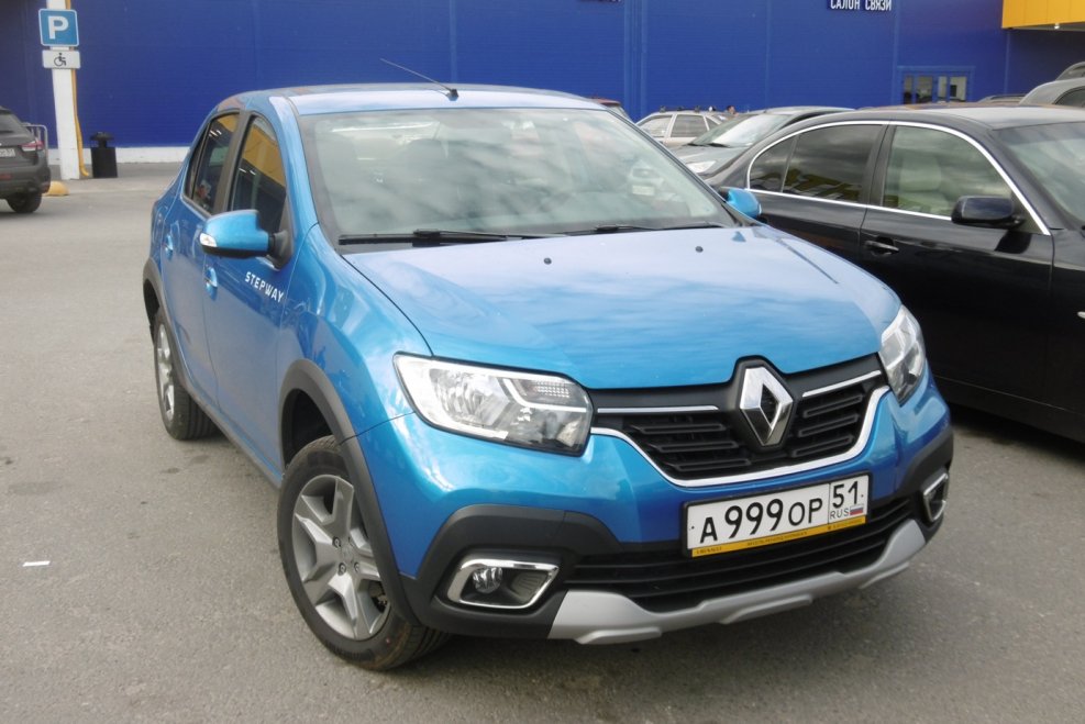 Renault Logan Stepway бежевый