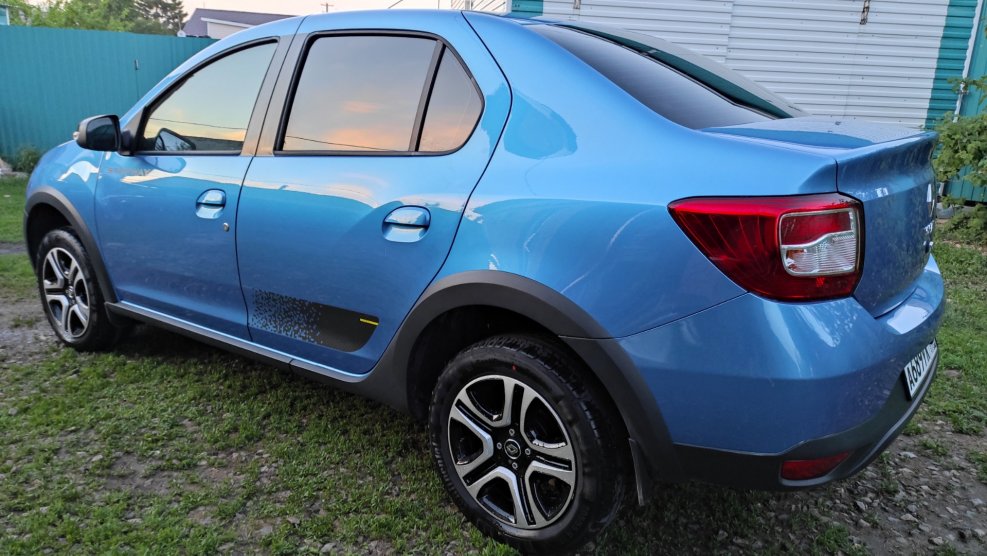 Renault Sandero Stepway бежевый