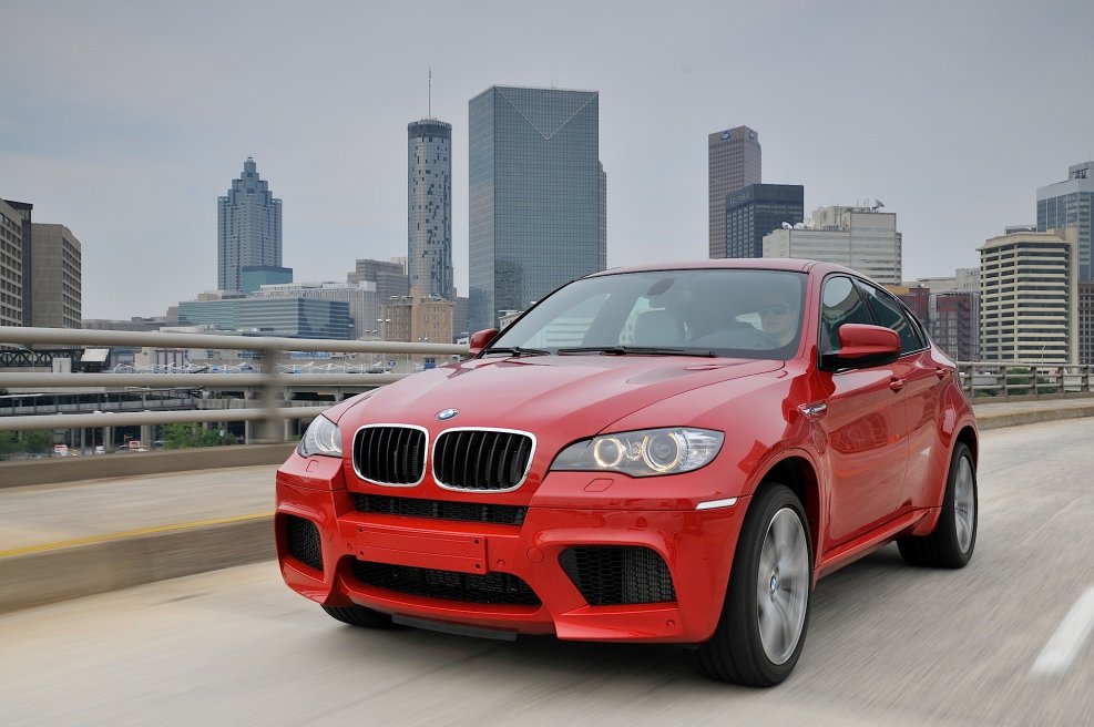 BMW x6m 2011