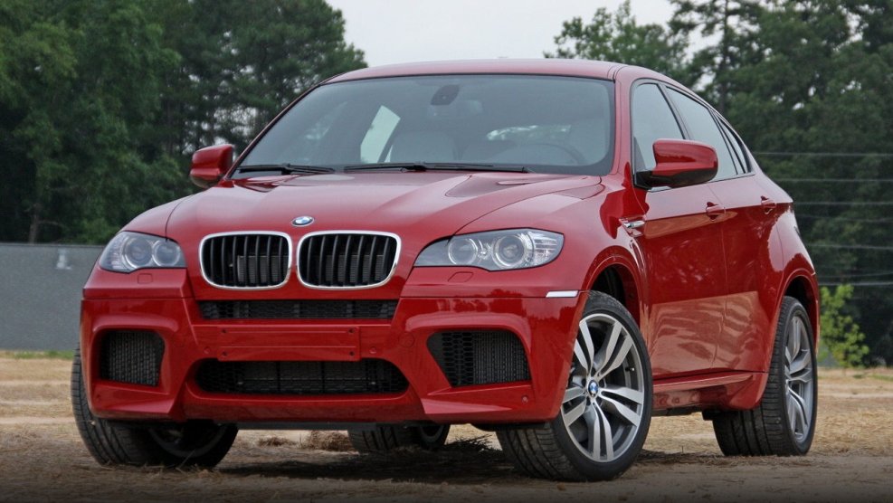 BMW x6m e71 Red