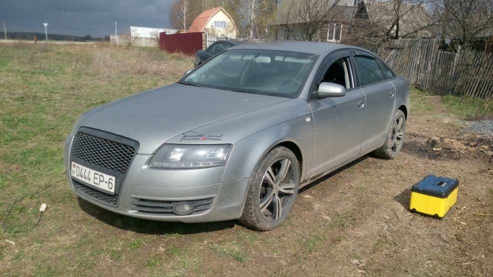 Ауди а6 серая