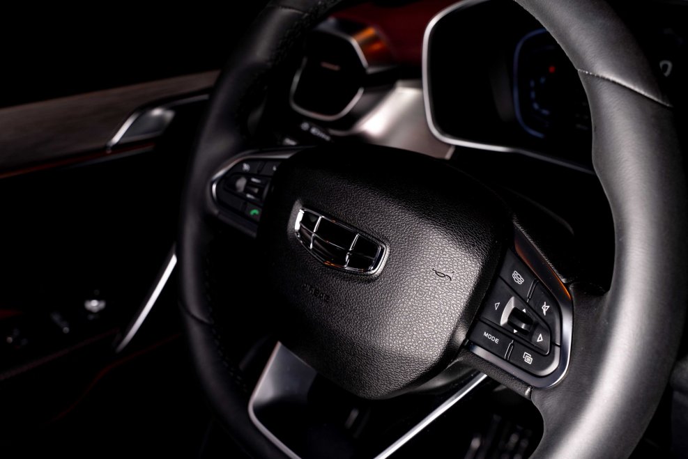 Geely Coolray руль