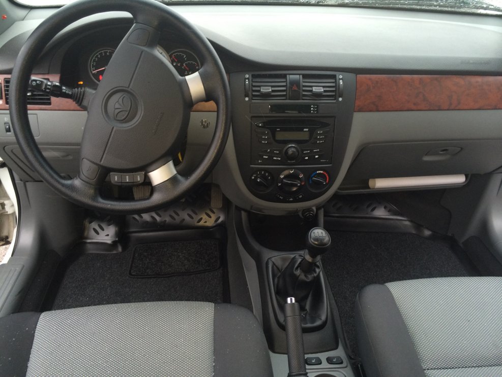 Daewoo Gentra 2 салон