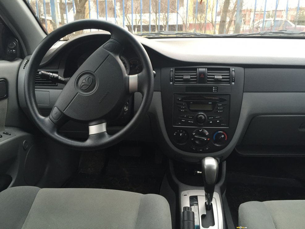 Daewoo Gentra автомат салон