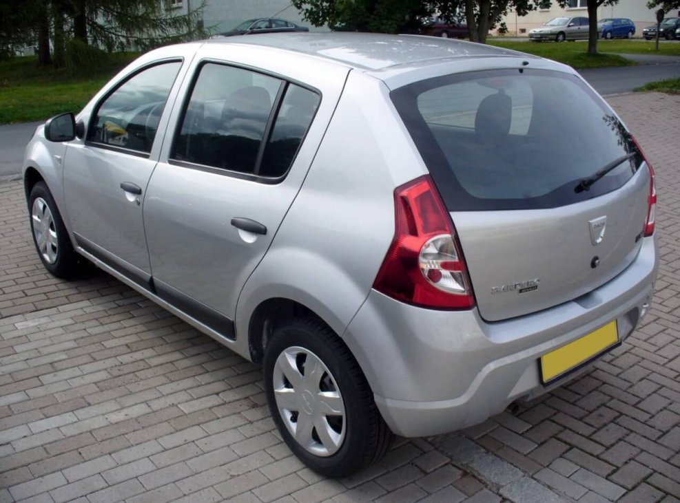 Renault Sandero 1 поколение