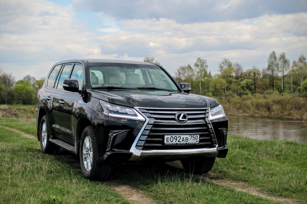 Lexus LX 570 Superior