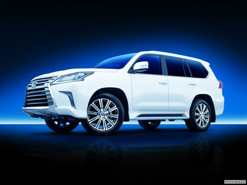 Lexus LX 360