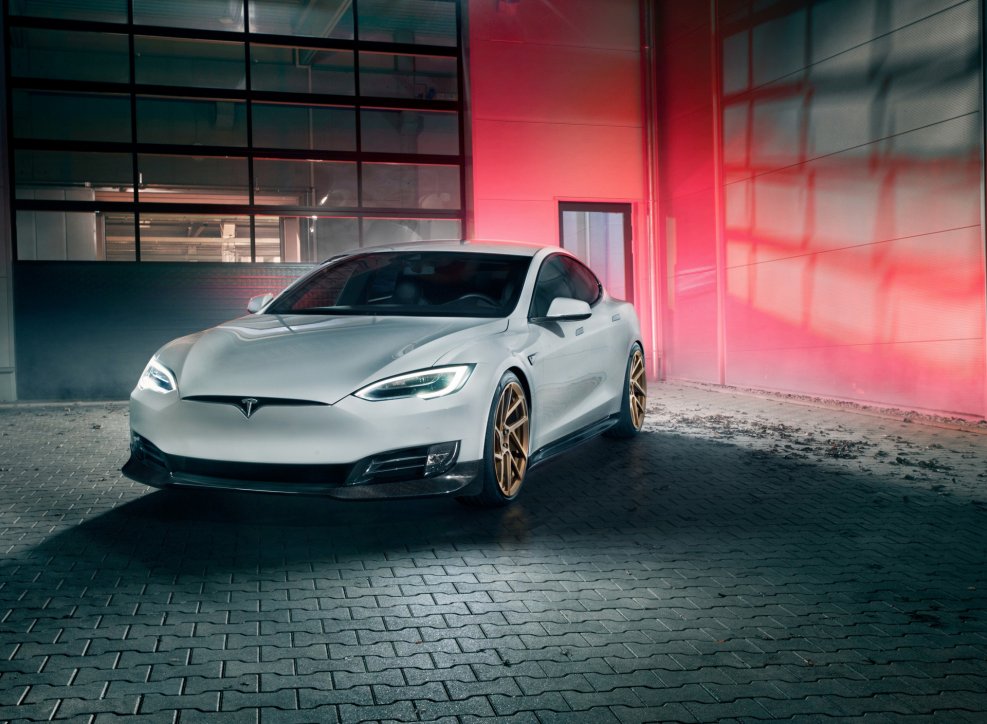 Tesla model 4