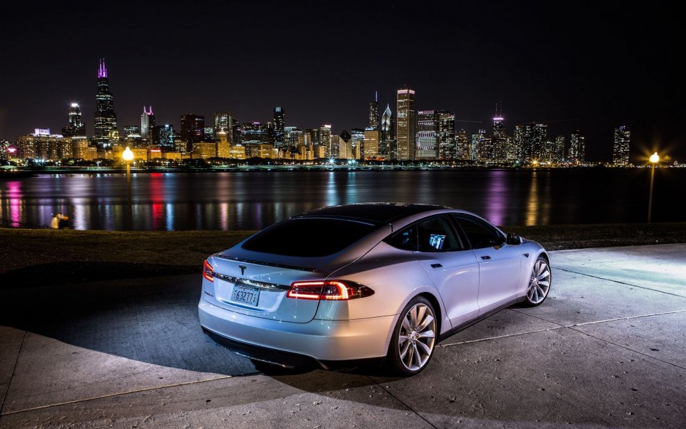 Тесла model x седан