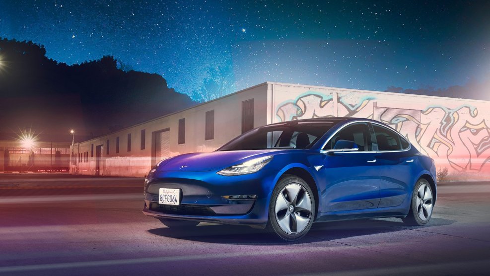 Tesla model 3 гонка
