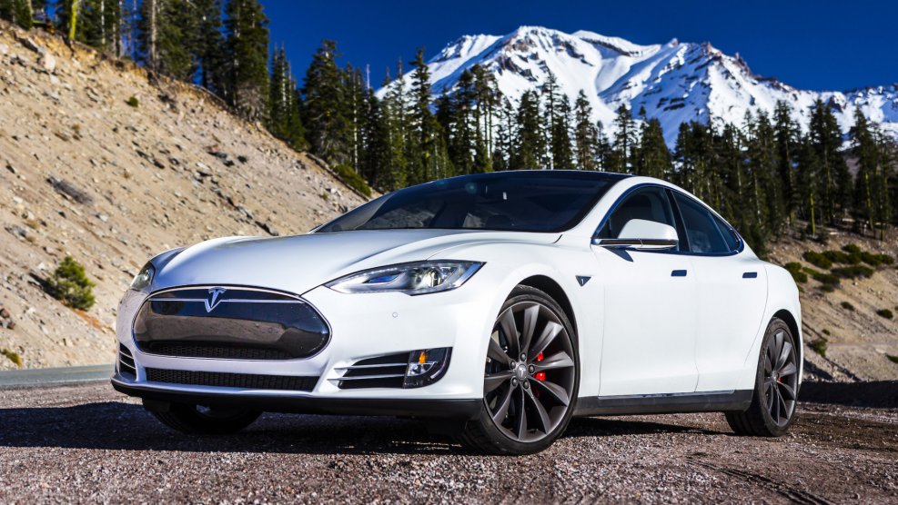 Tesla model x 1080