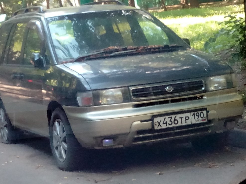 Ниссан куб