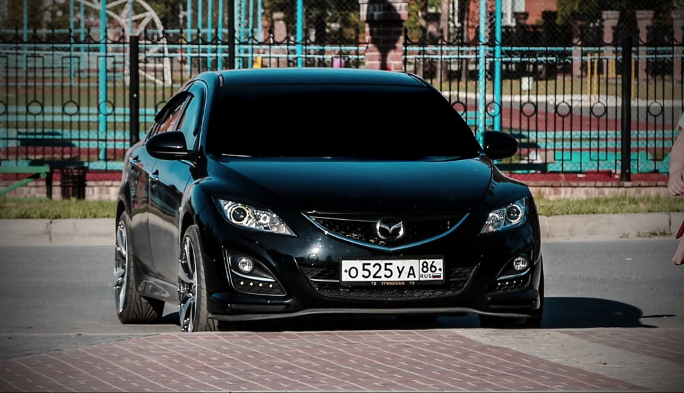 Mazda 6 Black Tuning