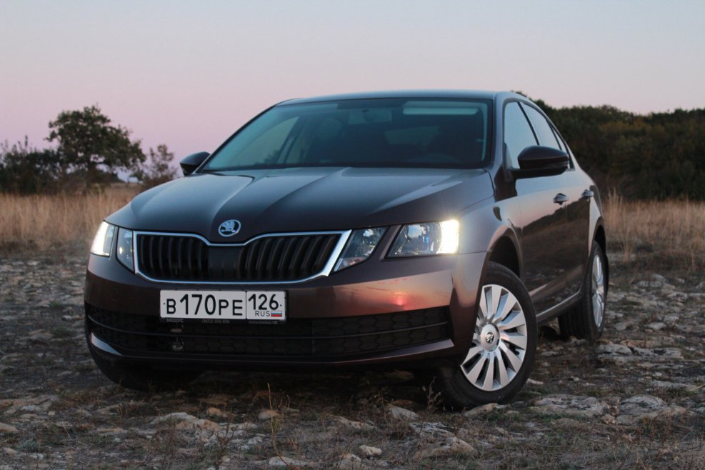 Октавия а7 Topaz Brown